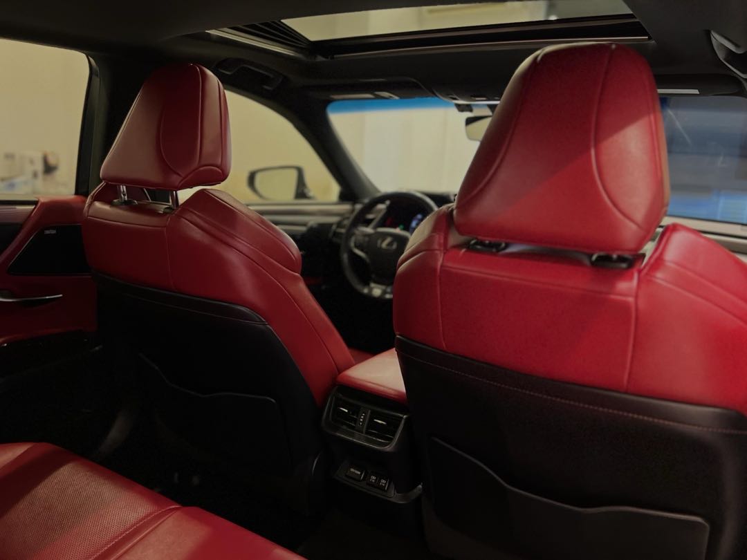 Car Image 2019 LEXUS ES F350