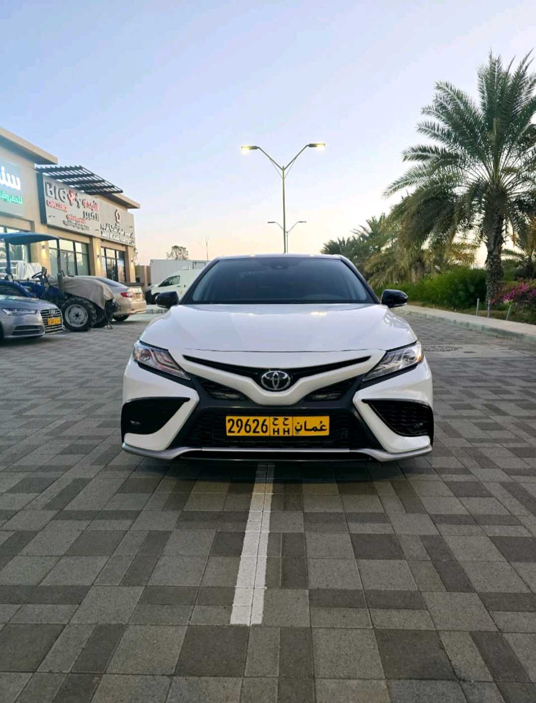 Car Image 2020 TOYOTA CAMRY XSE