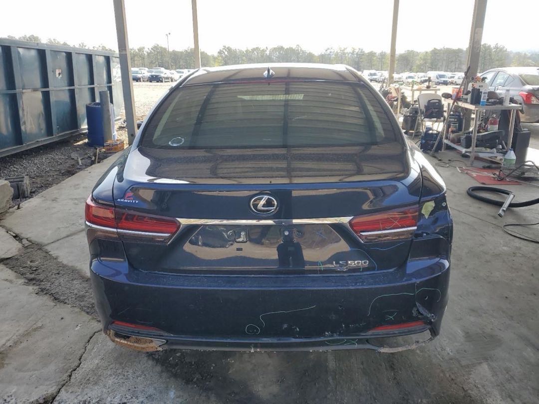 Car Image 2018 LEXUS LS