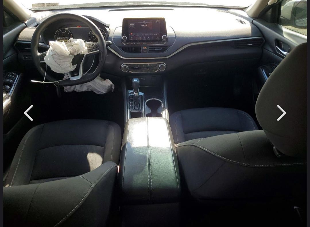 Car Image 2021 NISSAN ALTIMA