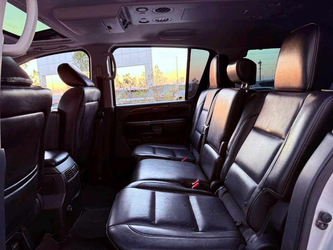 Car Image 2012 NISSAN ARMADA 
