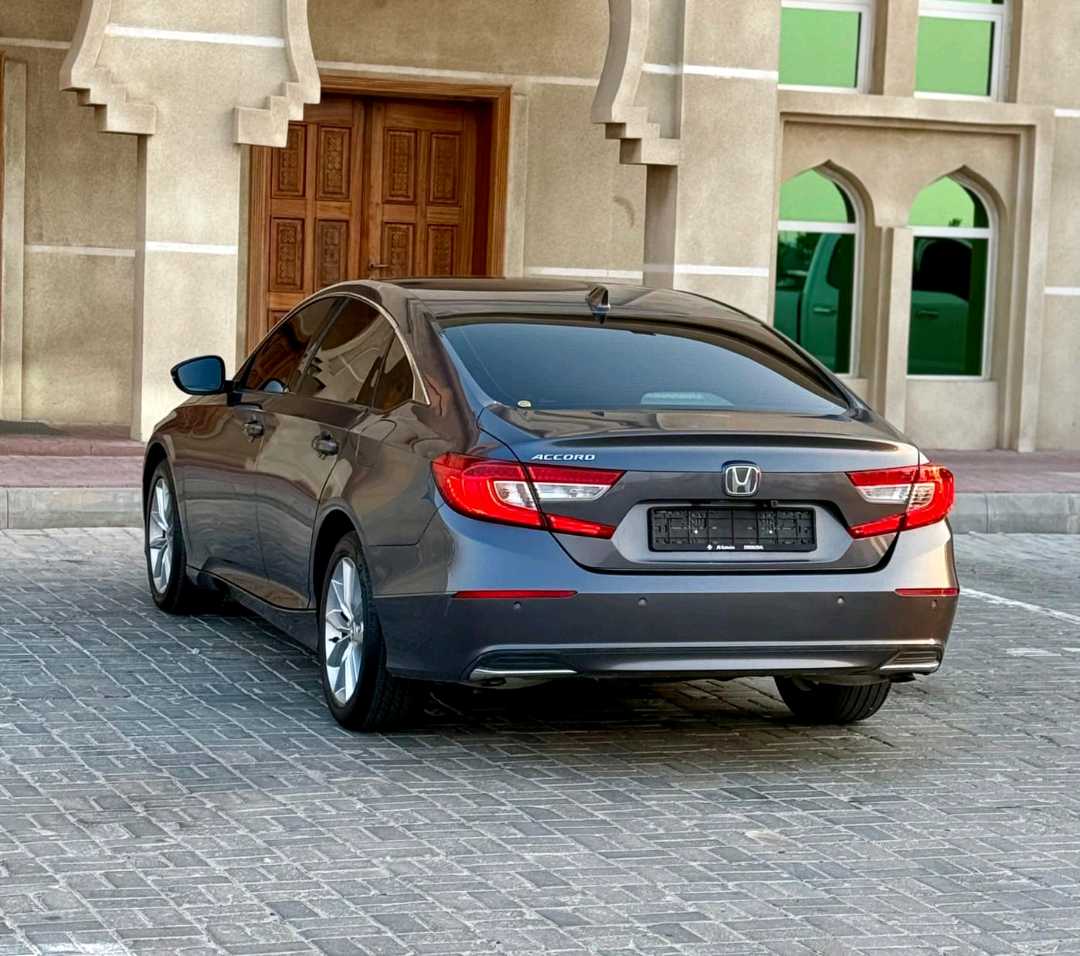 Car Image 2022 HONDA ACCORD LX