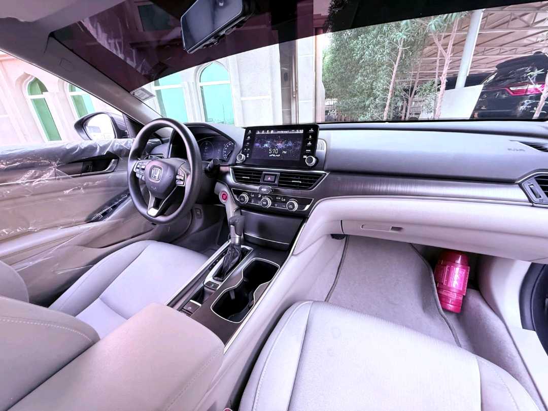 Car Image 2022 HONDA ACCORD LX