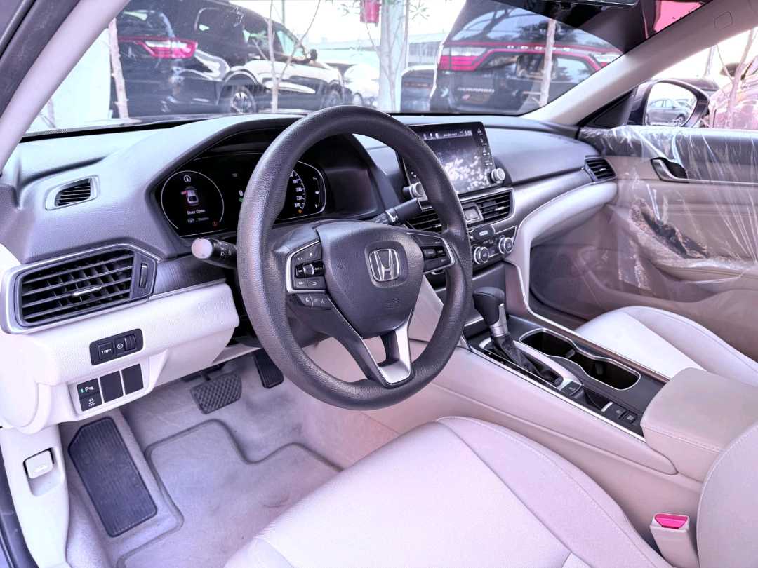 Car Image 2022 HONDA ACCORD LX