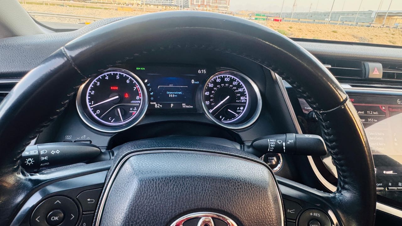 Car Image 2020 TOYOTA CAMRY XLE