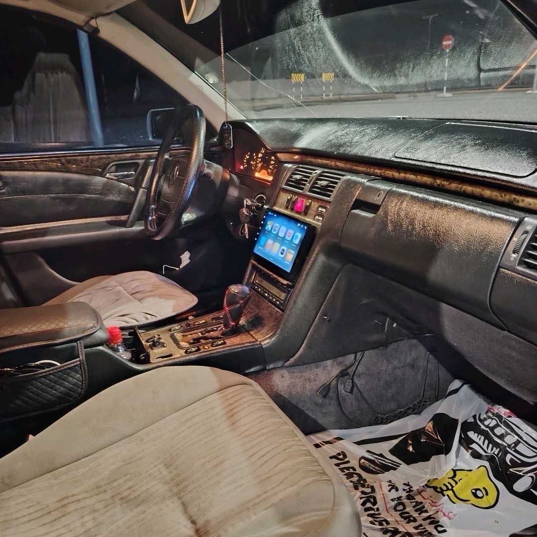 Car Image 1998 MERCEDES E Class 430