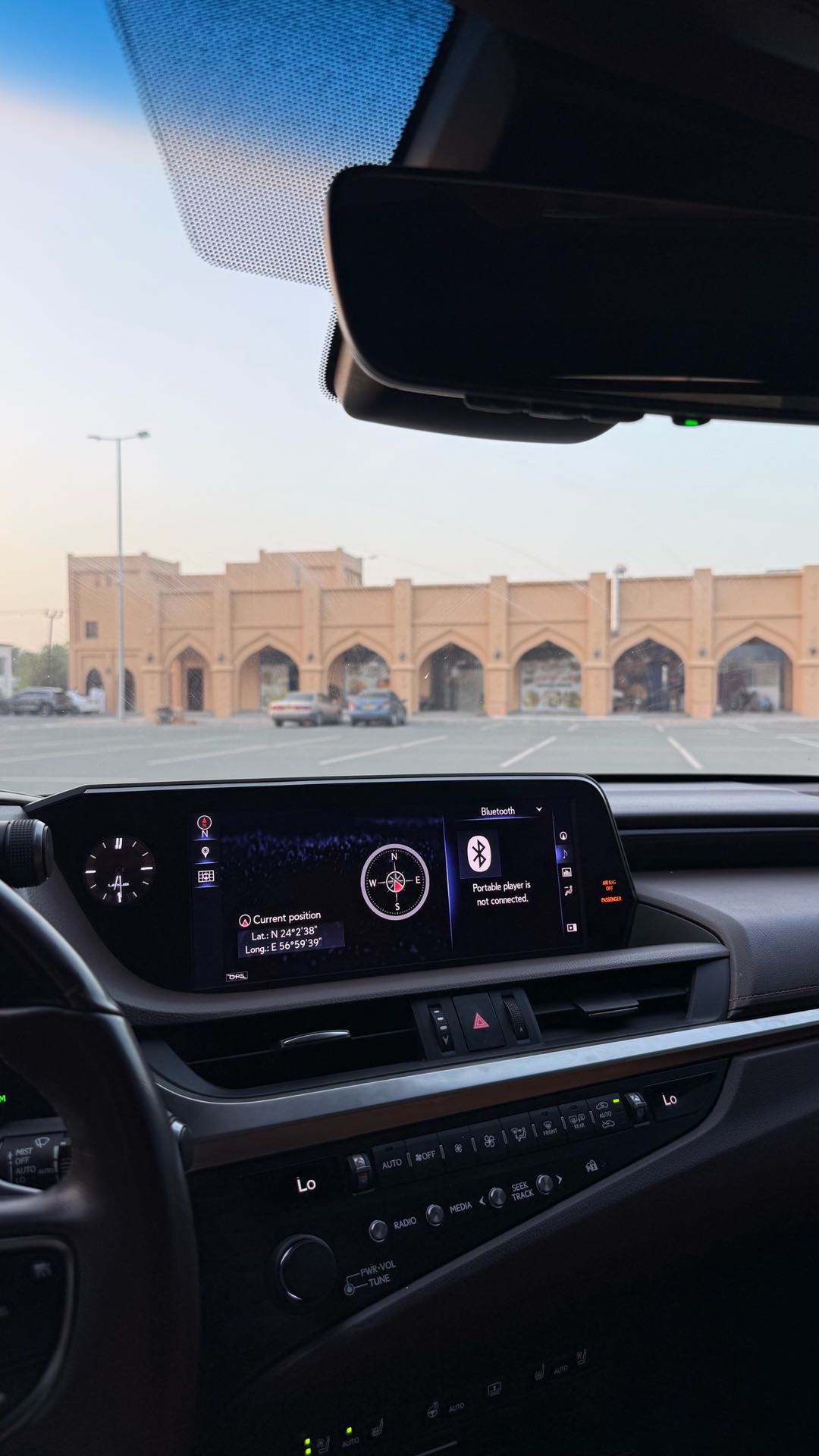 Car Image 2019 LEXUS ES 350