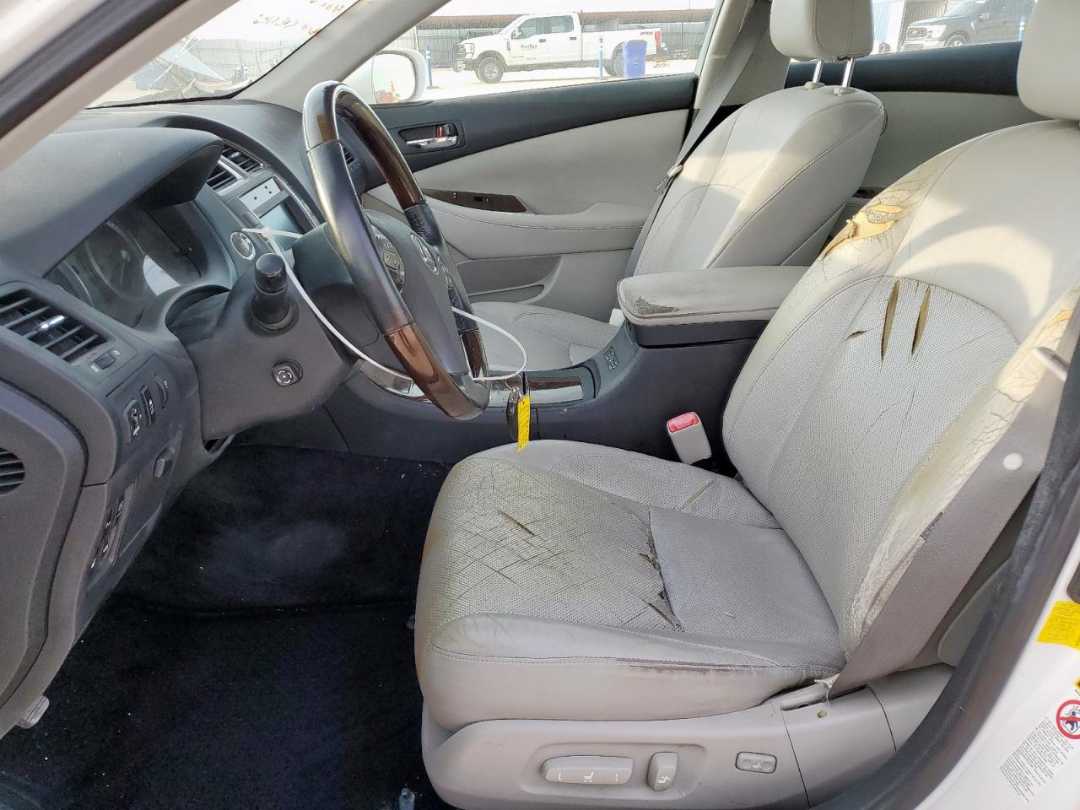Car Image 2011 LEXUS ES