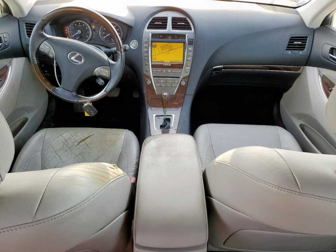 Car Image 2011 LEXUS ES