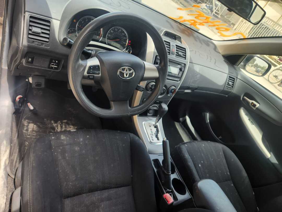 Car Image 2012 TOYOTA COROLLA