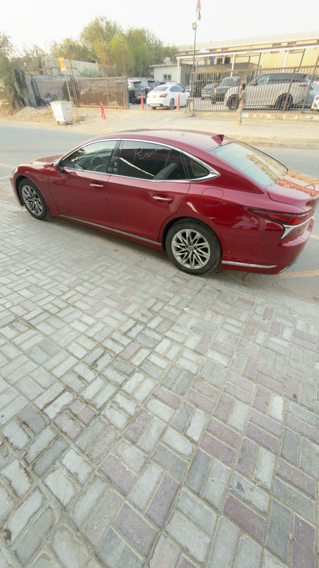 Car Image 2019 LEXUS LS