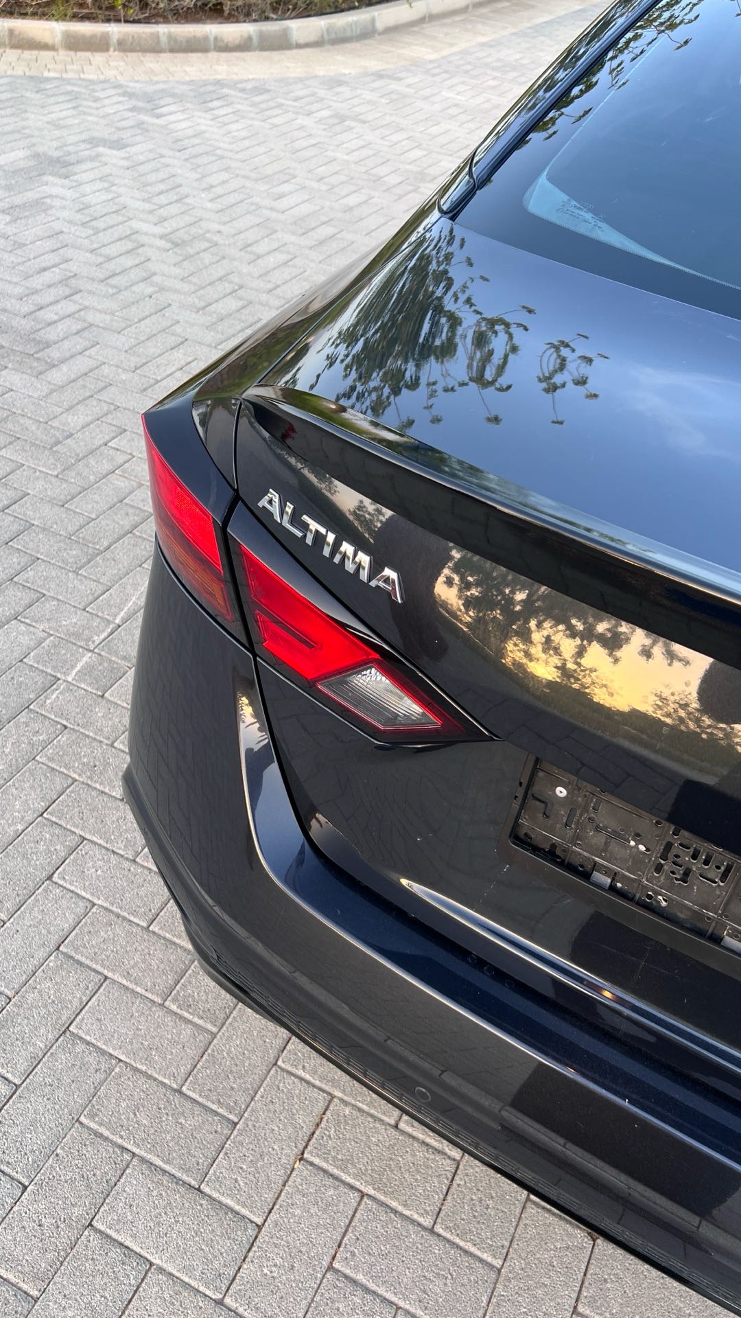 Car Image 2019 NISSAN ALTIMA SL