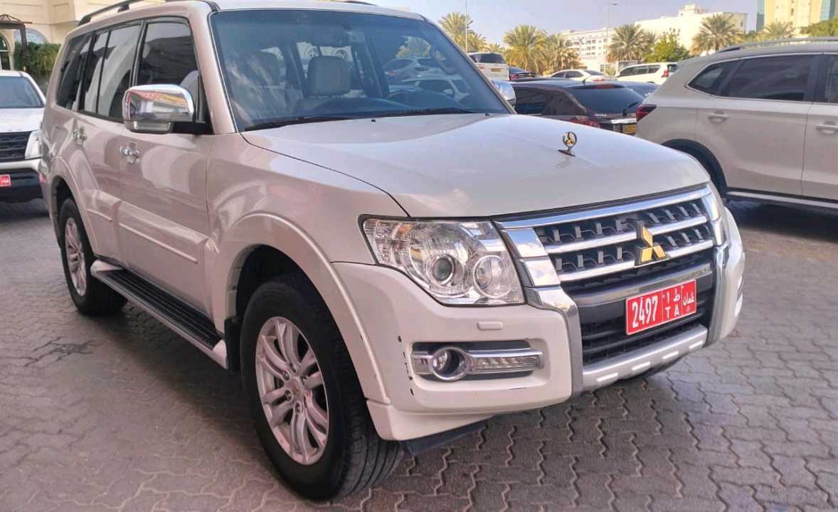 ميتسوبيشي باجيرو 2020