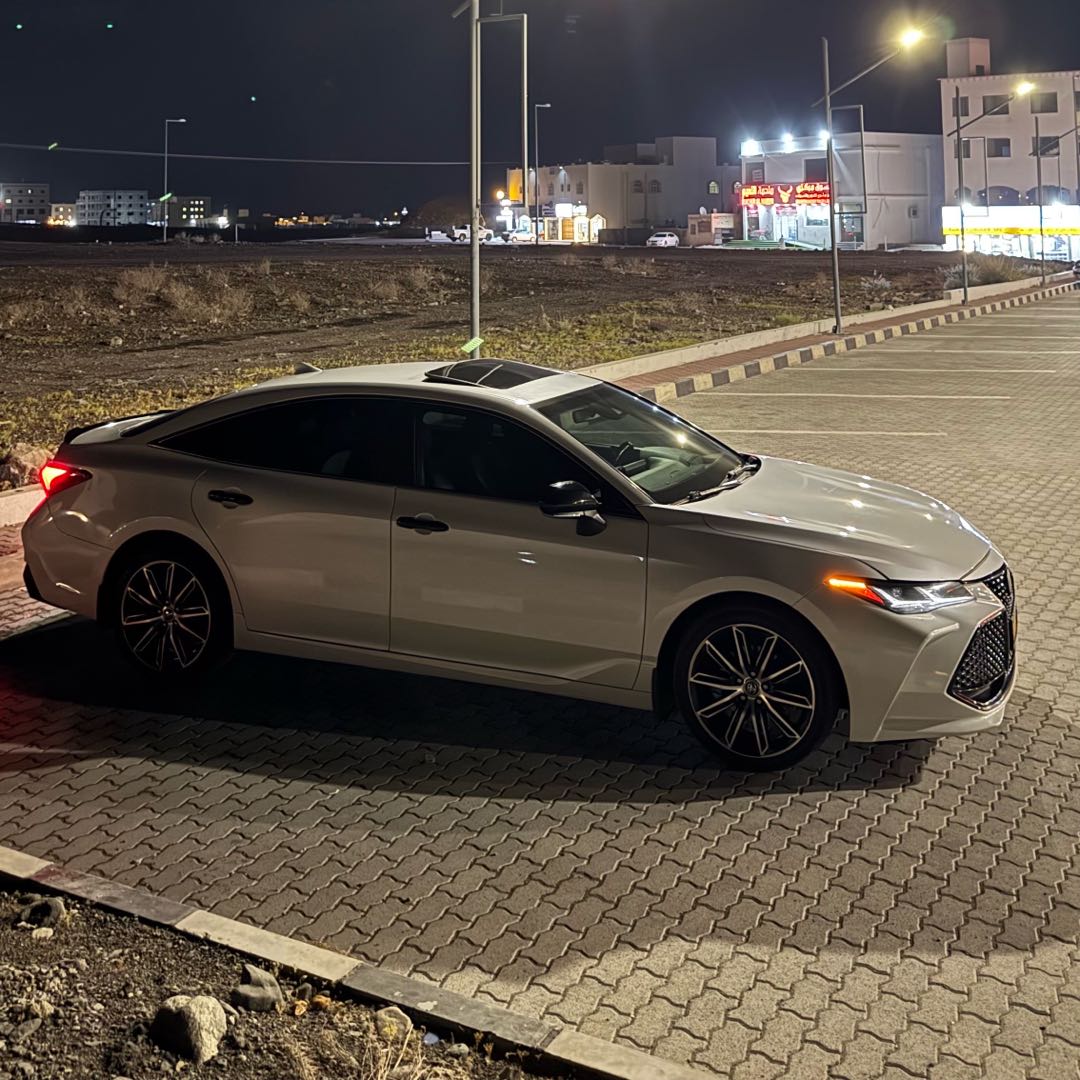 Car Image 2019 TOYOTA AVALON TOURING
