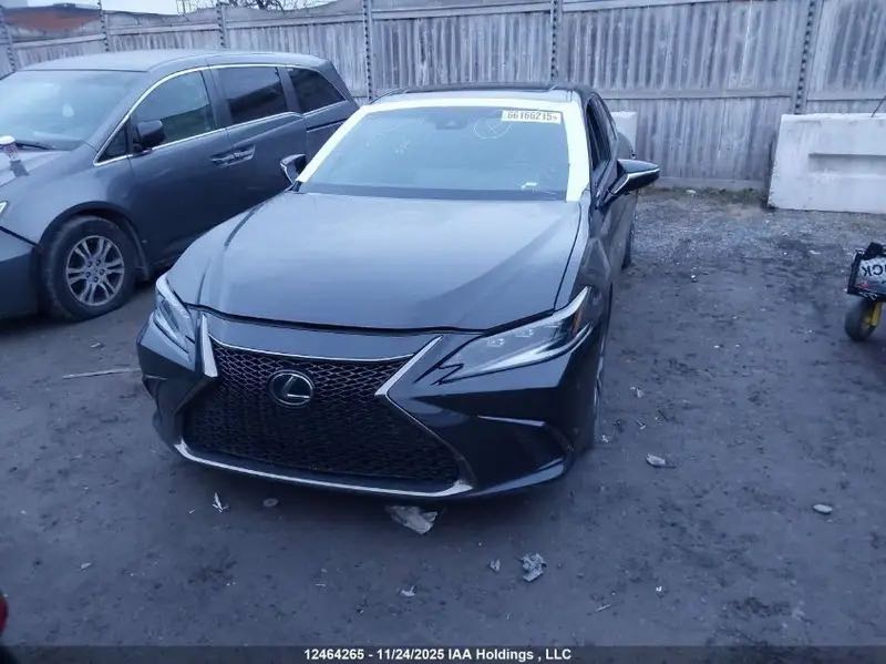 Car Image 2023 LEXUS ES