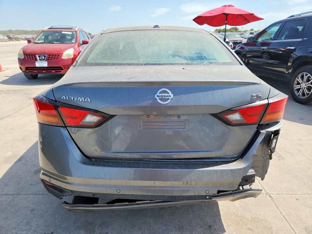 Car Image 2021 NISSAN ALTIMA