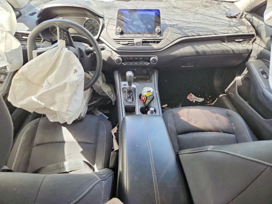 Car Image 2019 NISSAN ALTIMA