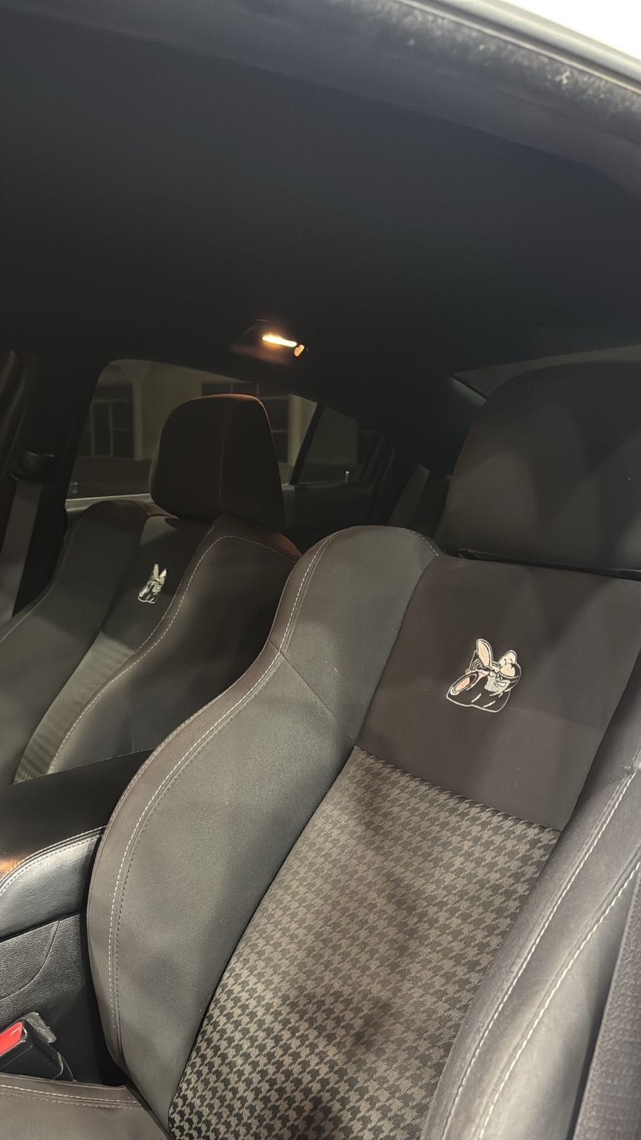 Car Image 2019 DODGE CHARGER SCAT PACK