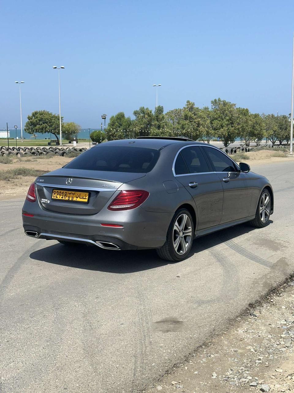 Car Image 2017 MERCEDES E Class 300