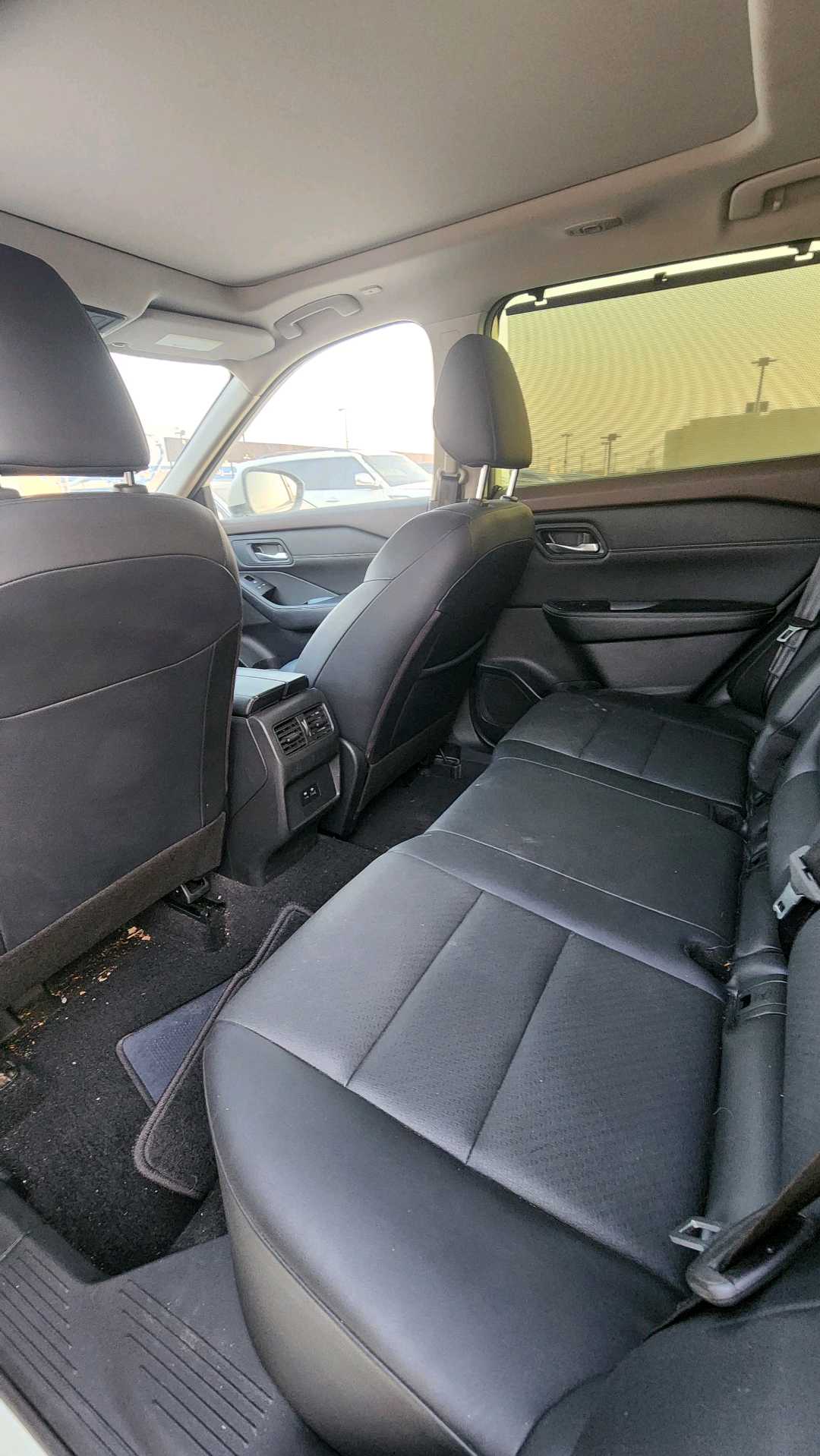 Car Image 2023 NISSAN ROGUE