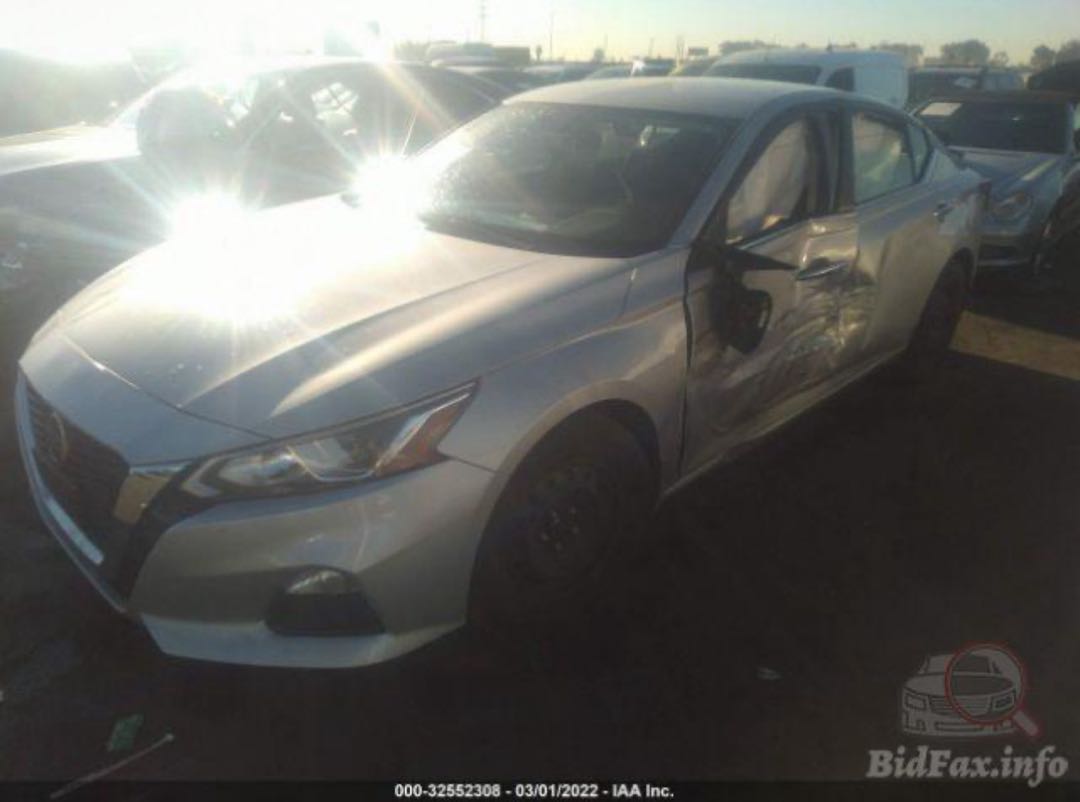 Car Image 2019 NISSAN ALTIMA S