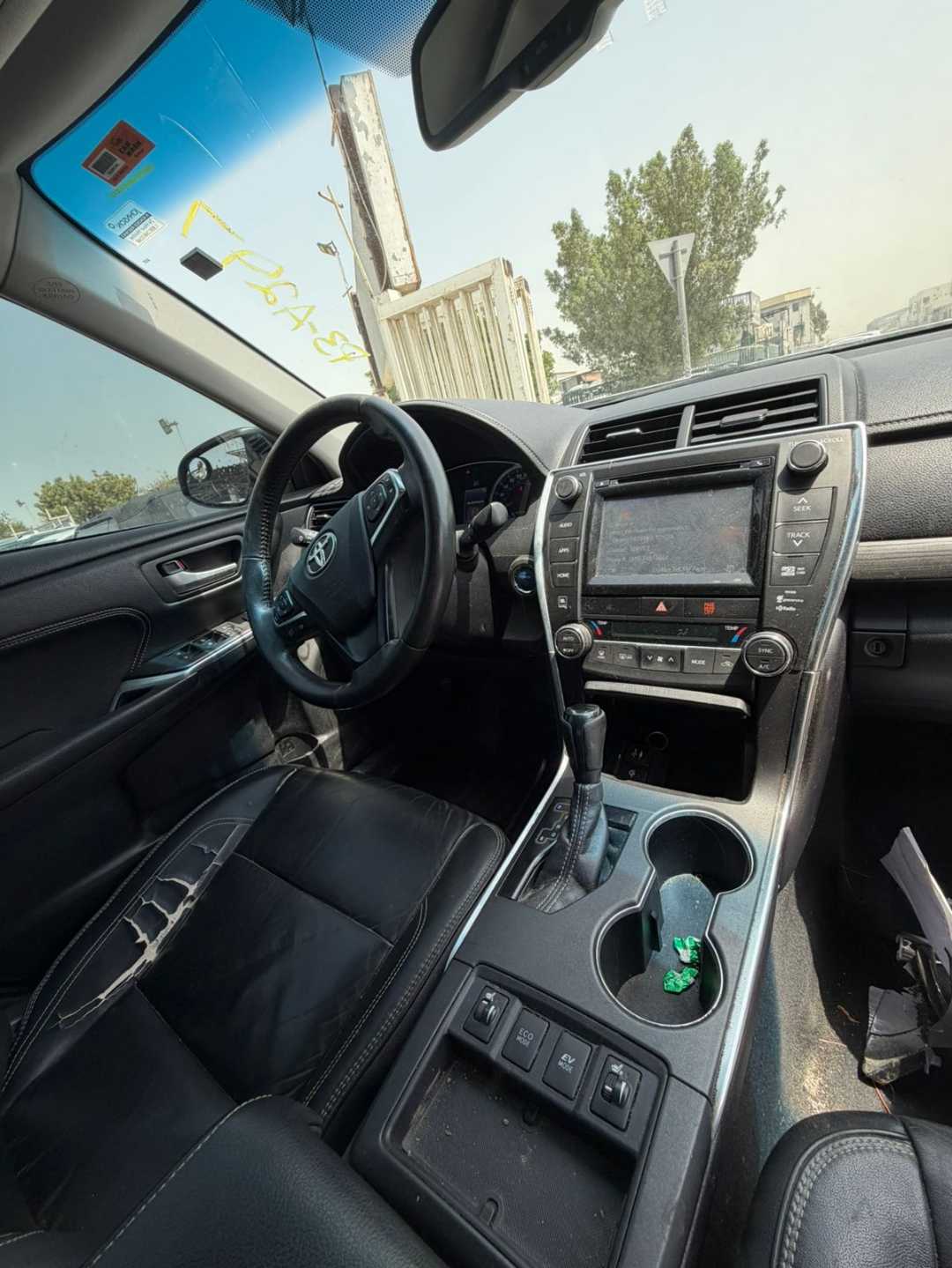Car Image 2015 TOYOTA CAMRY