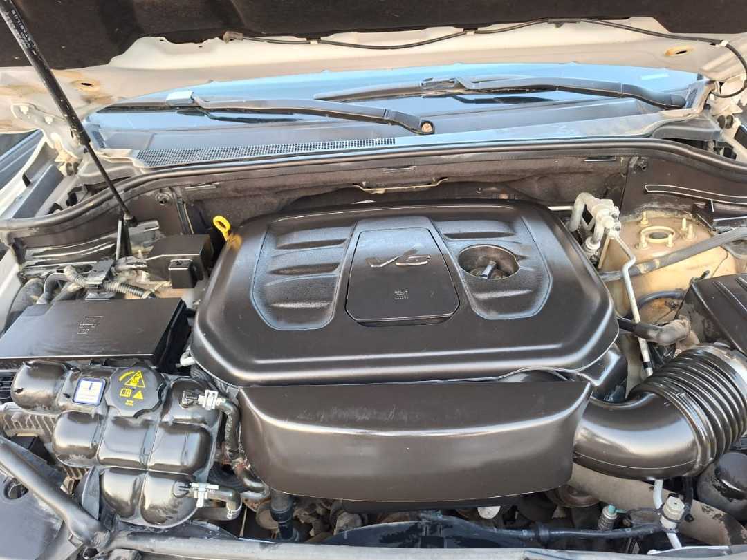 Car Image 2019 JEEP GRAND CHEROKEE