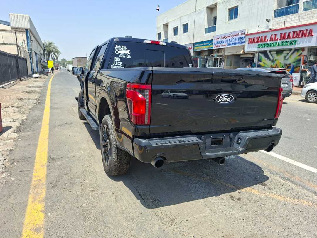 Car Image 2025 FORD F-150