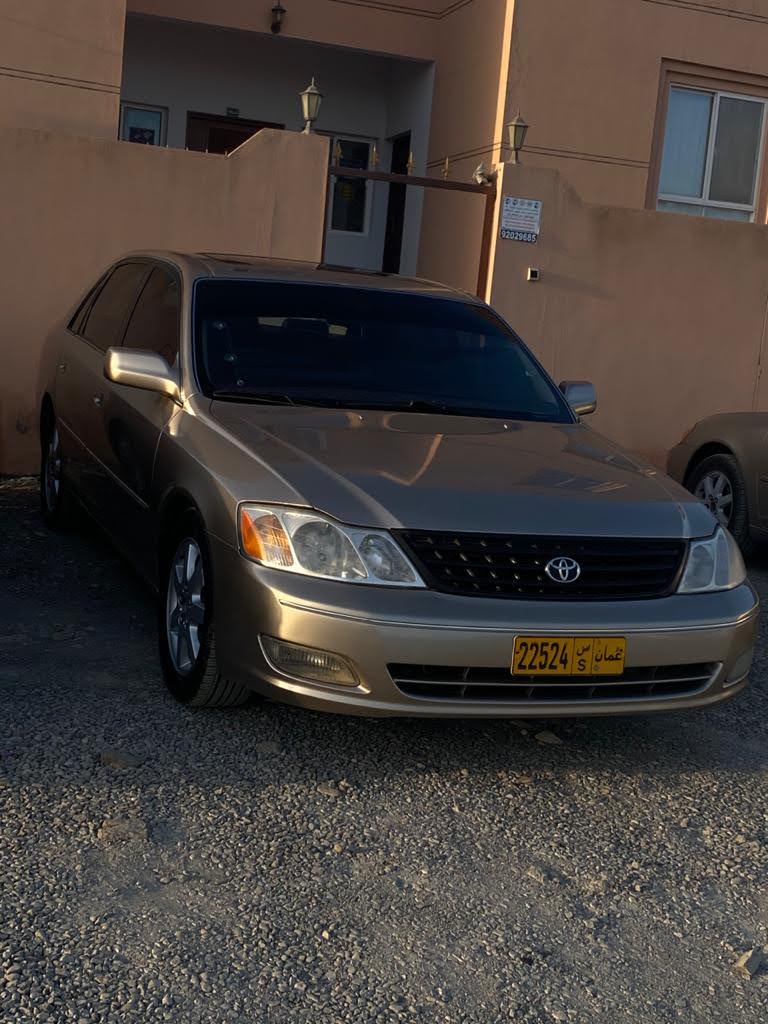 Car Image 2000 TOYOTA AVALON XLE