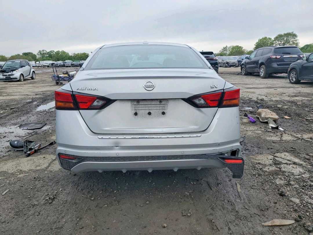 Car Image 2021 NISSAN ALTIMA