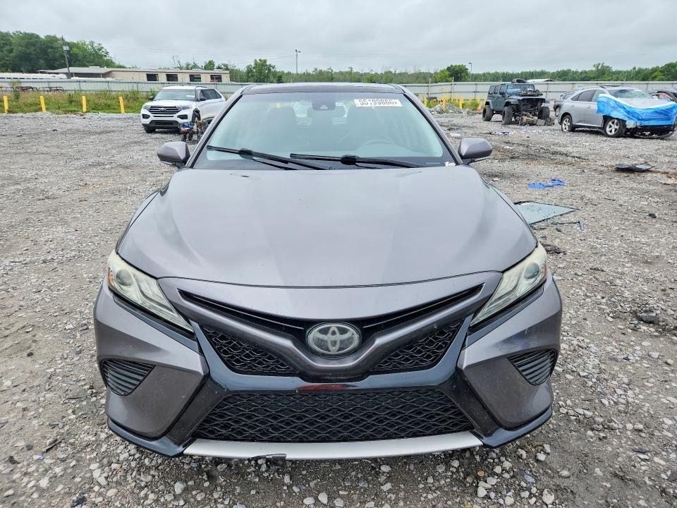 Car Image 2019 TOYOTA CAMRY