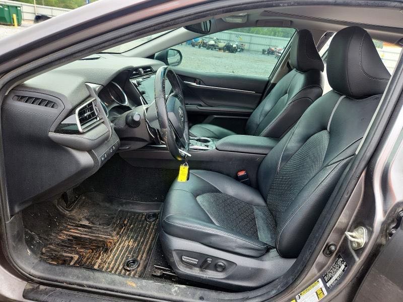 Car Image 2019 TOYOTA CAMRY