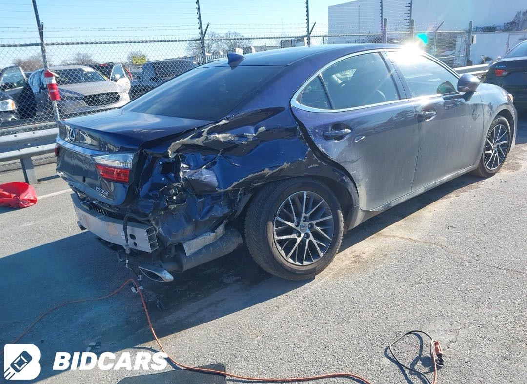 Car Image 2016 LEXUS ES