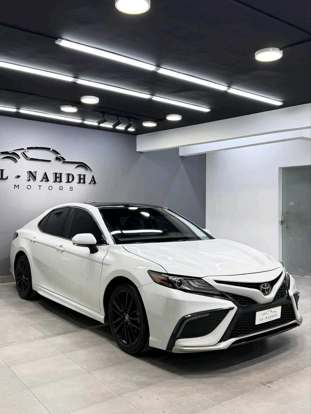 Car Image 2022 TOYOTA CAMRY SE
