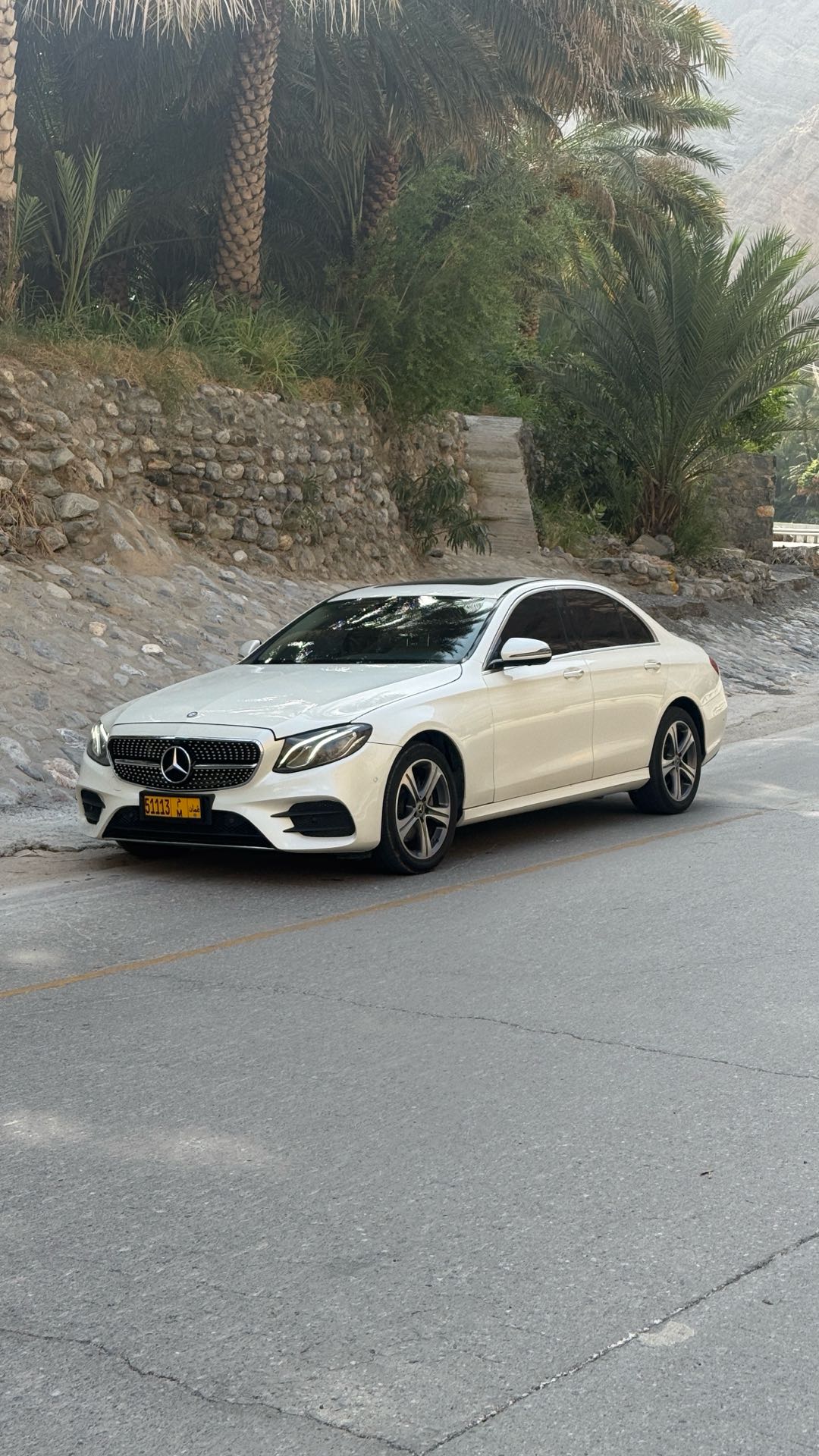 Car Image 2019 MERCEDES E Class 300