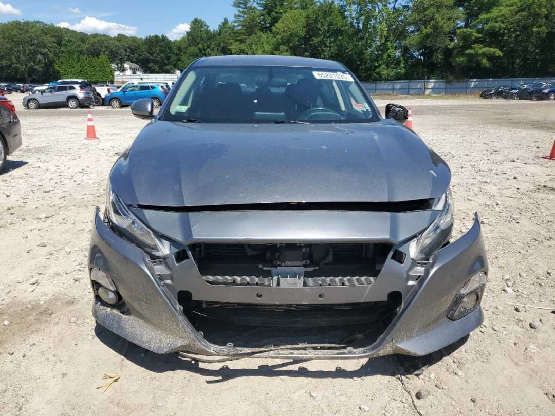 Car Image 2019 NISSAN ALTIMA