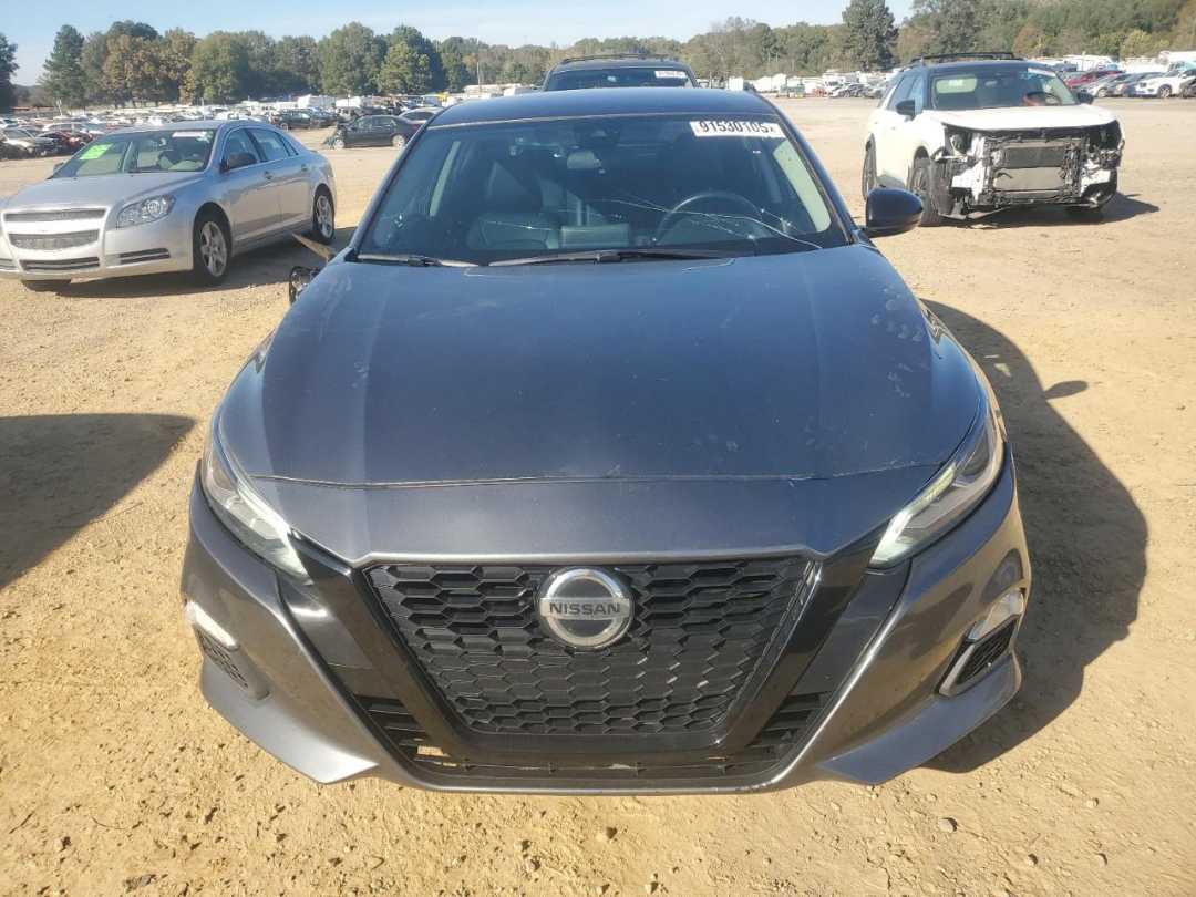 Car Image 2021 NISSAN ALTIMA