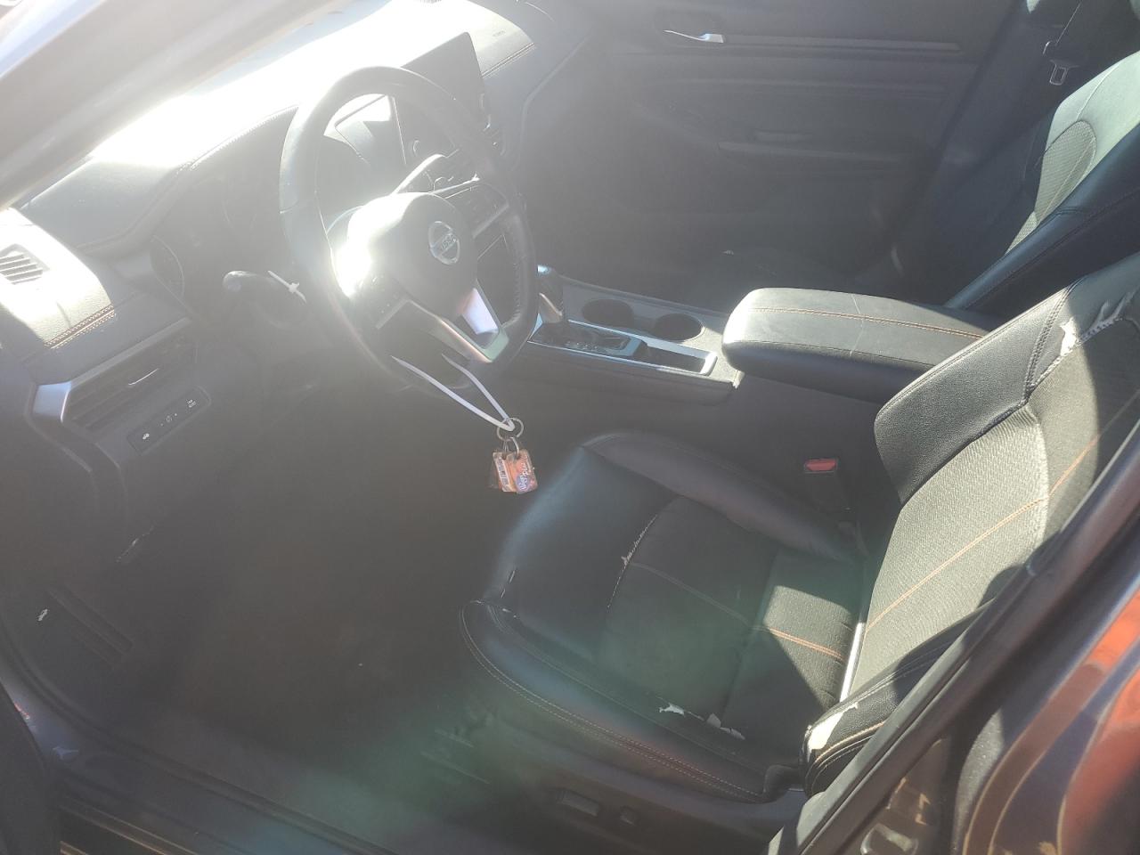 Car Image 2021 NISSAN ALTIMA
