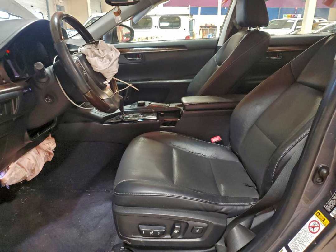Car Image 2014 LEXUS ES