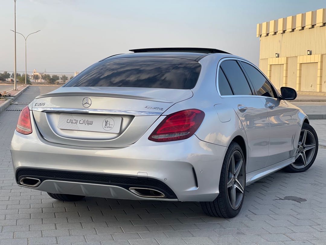 Car Image 2018 MERCEDES C Class 300