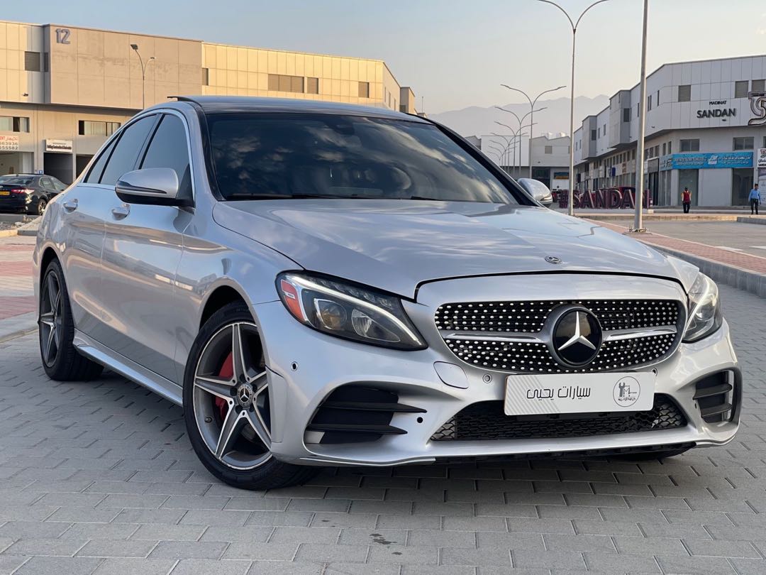 Car Image 2018 MERCEDES C Class 300