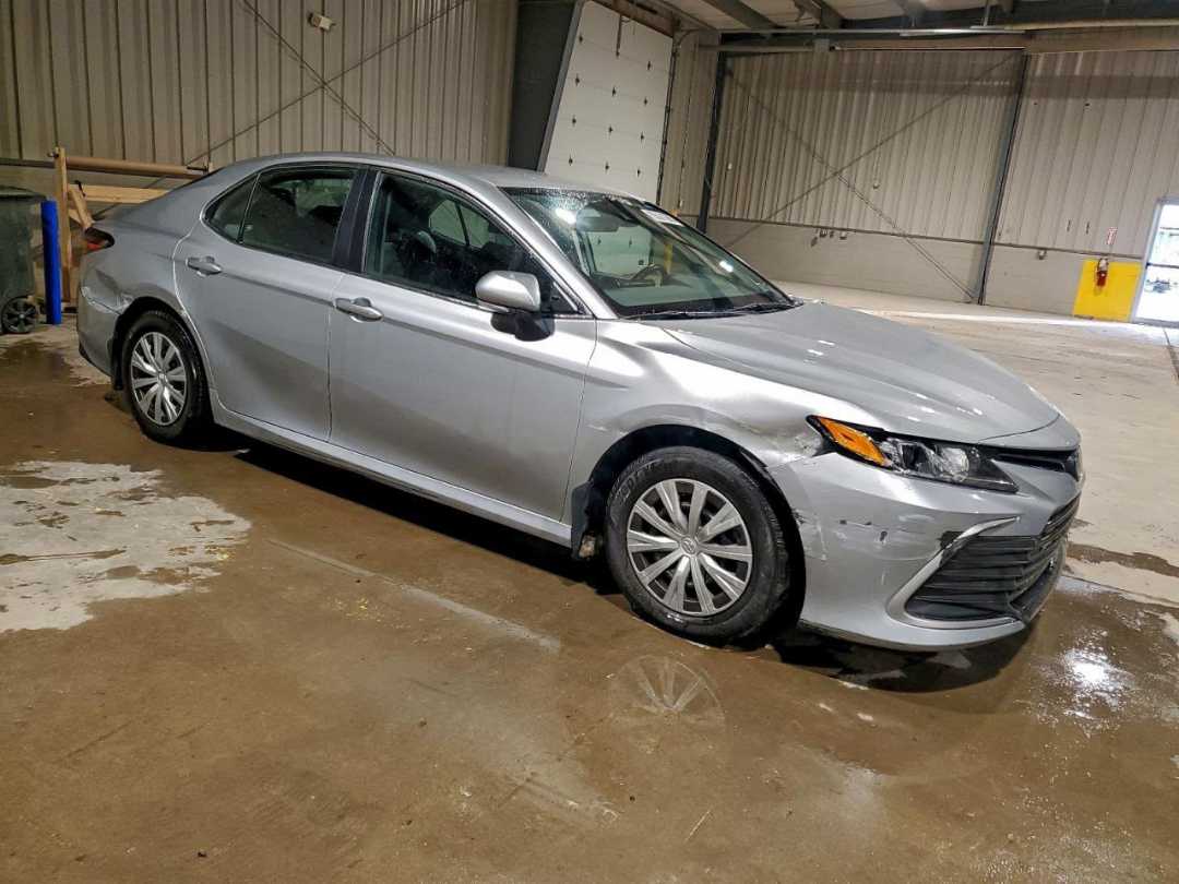 Car Image 2023 TOYOTA CAMRY