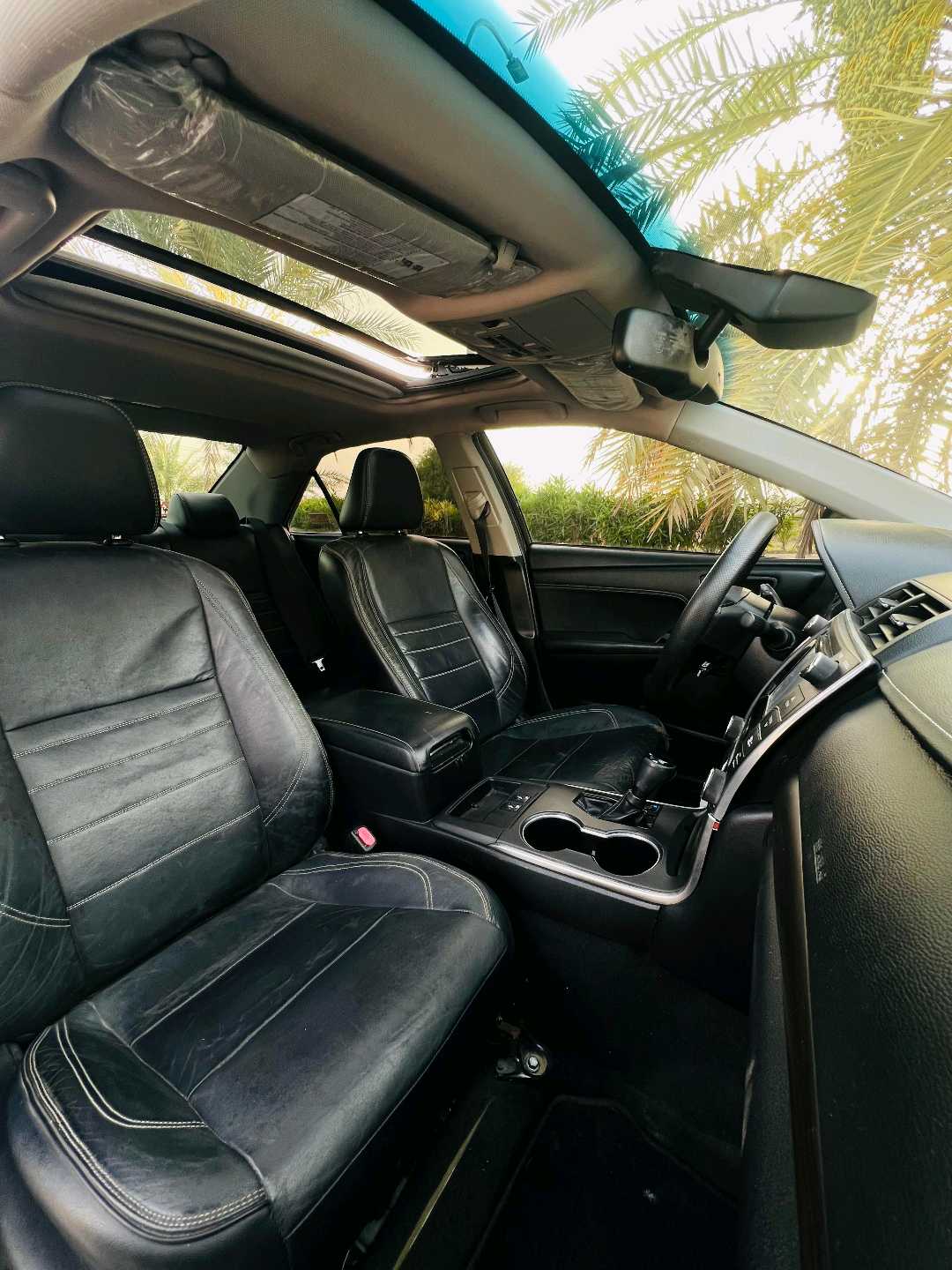 Car Image 2017 TOYOTA CAMRY XLE