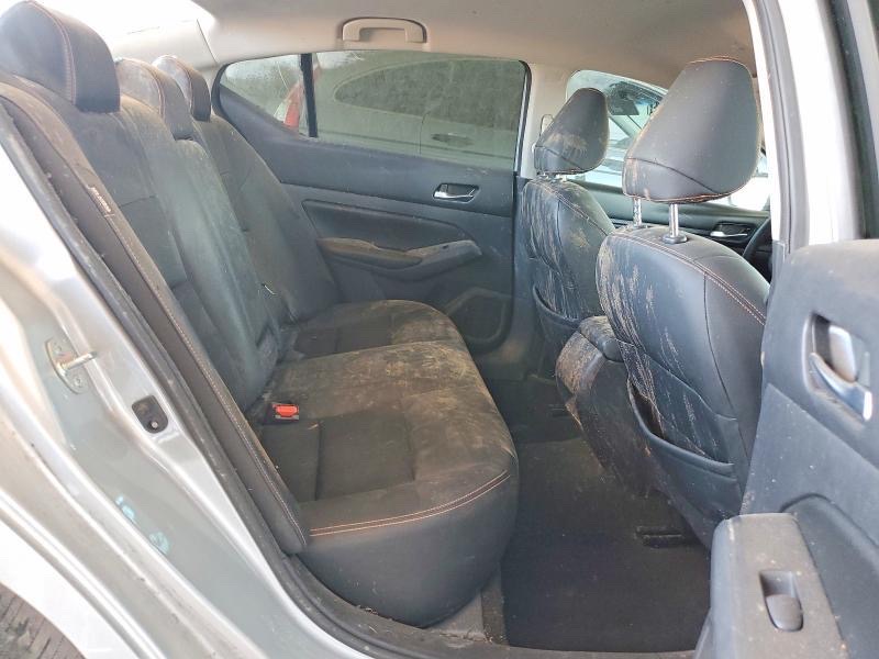 Car Image 2021 NISSAN ALTIMA