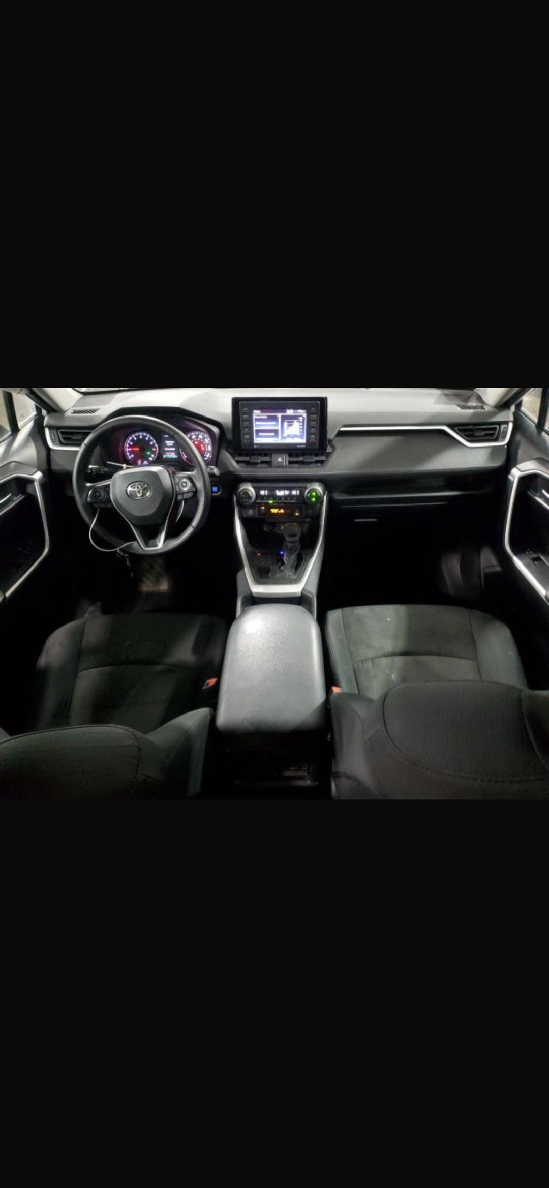 Car Image 2021 TOYOTA RAV4