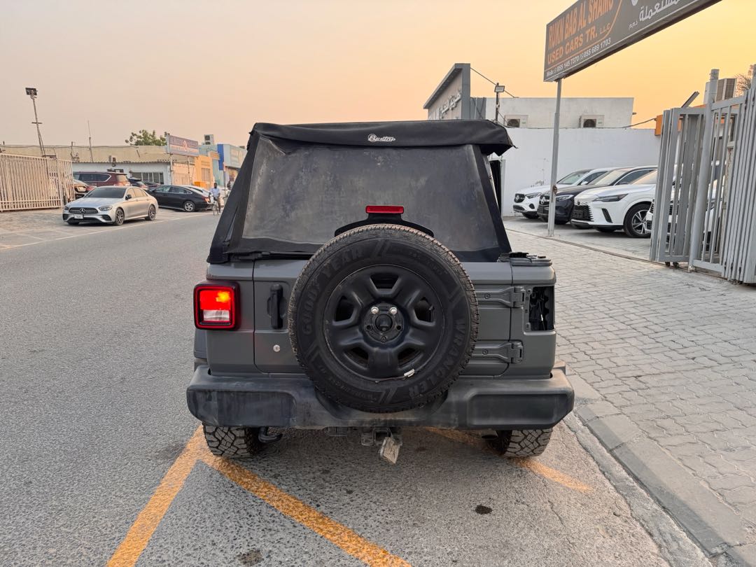 Car Image 2019 JEEP WRANGLER
