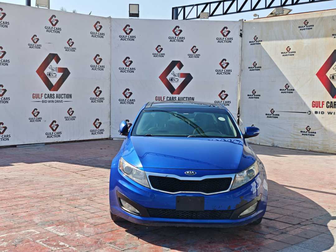 Car Image 2013 KIA OPTIMA