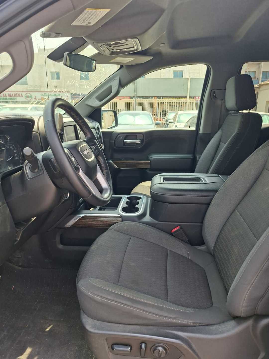 Car Image 2022 GMC SIERRA