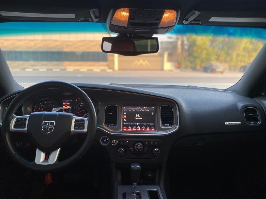 Car Image 2014 DODGE CHARGER R/T