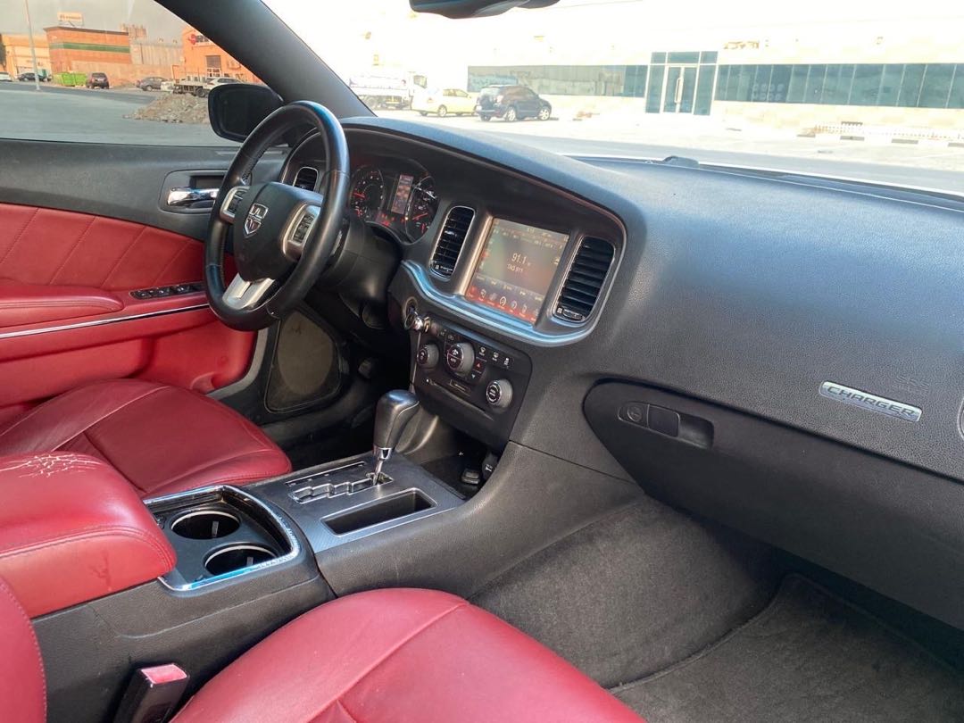 Car Image 2014 DODGE CHARGER R/T